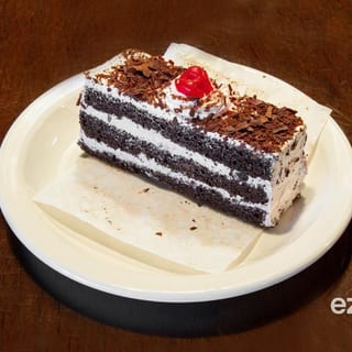 BLACK FOREST CAKE